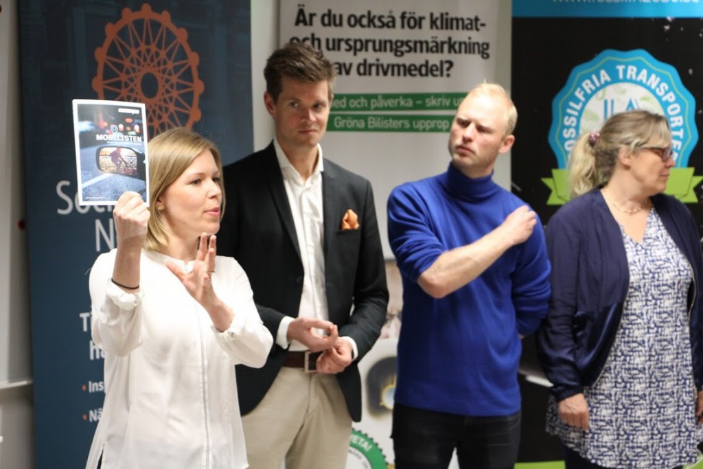 Gröna Bilisters seminarium "Vad främjar ett ändrat beteende som leder till hållbart resande?", bl.a. tillsammans med psykologen Oskar Henrikson